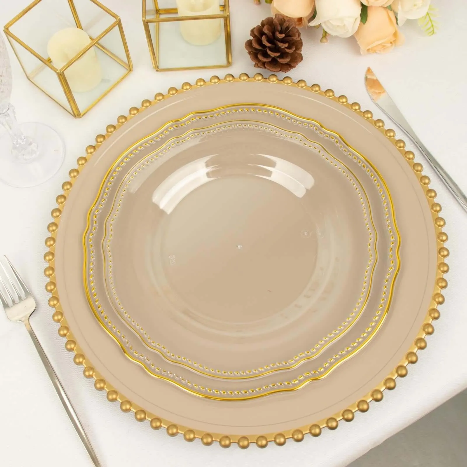 10 Pack 10" Clear Gold Scalloped Rim Disposable Dinner Plates, Large Plastic Party Plates