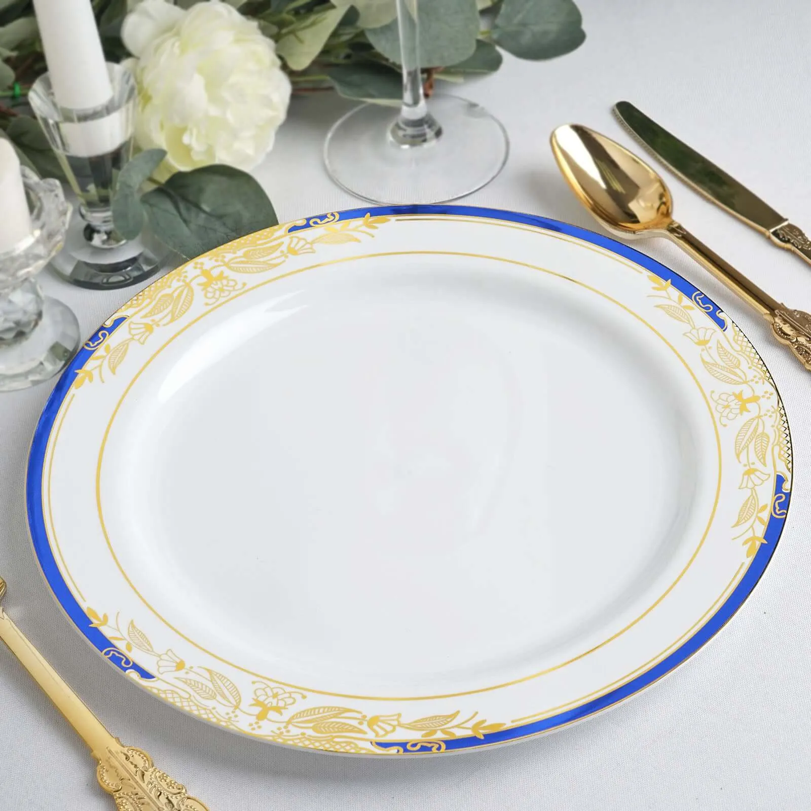 10 Pack White With Royal Blue Rim 10" Plastic Dinner Plates, Round With Gold Vine Design