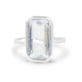 Baguette aquamarine 9K white gold