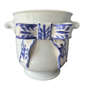 Cache Pot with Bow (blue)