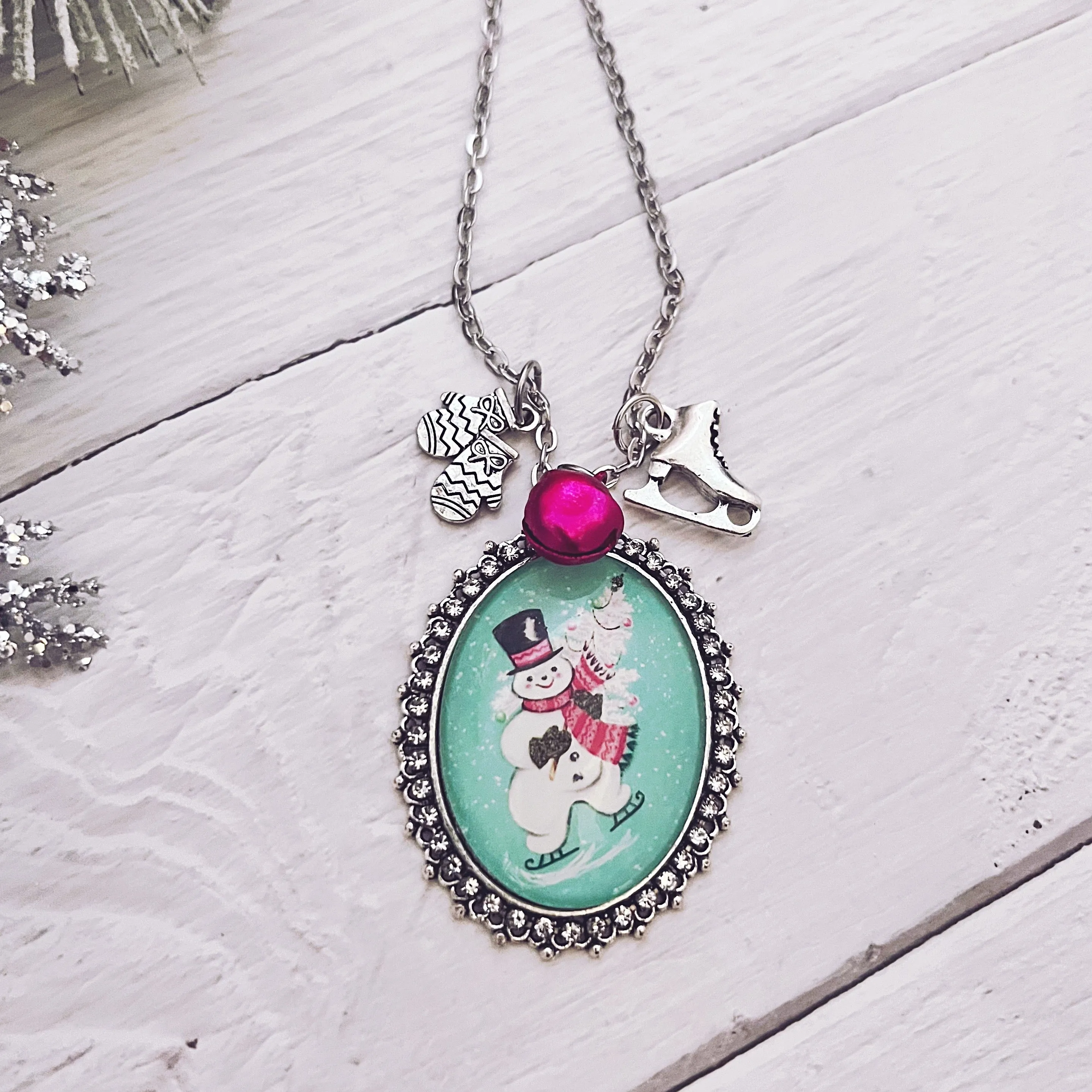 Frosty on Ice Necklace