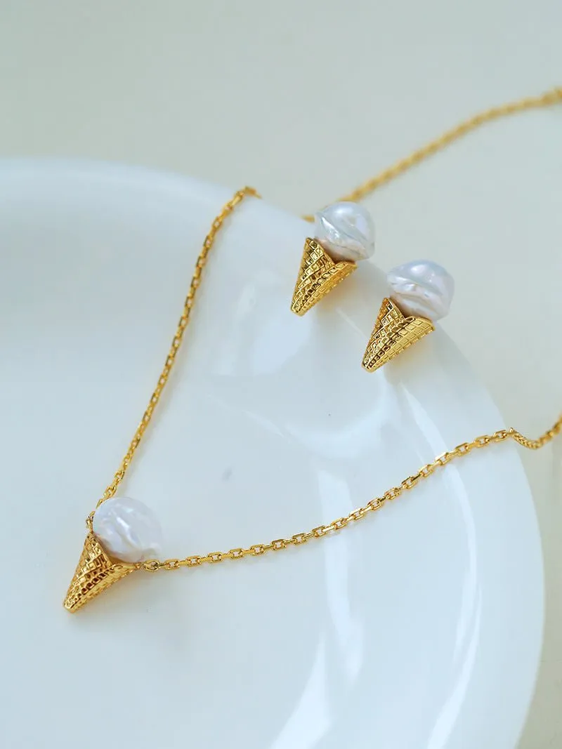 Ice Cream Baroque Pearl Chain Pendant Necklace