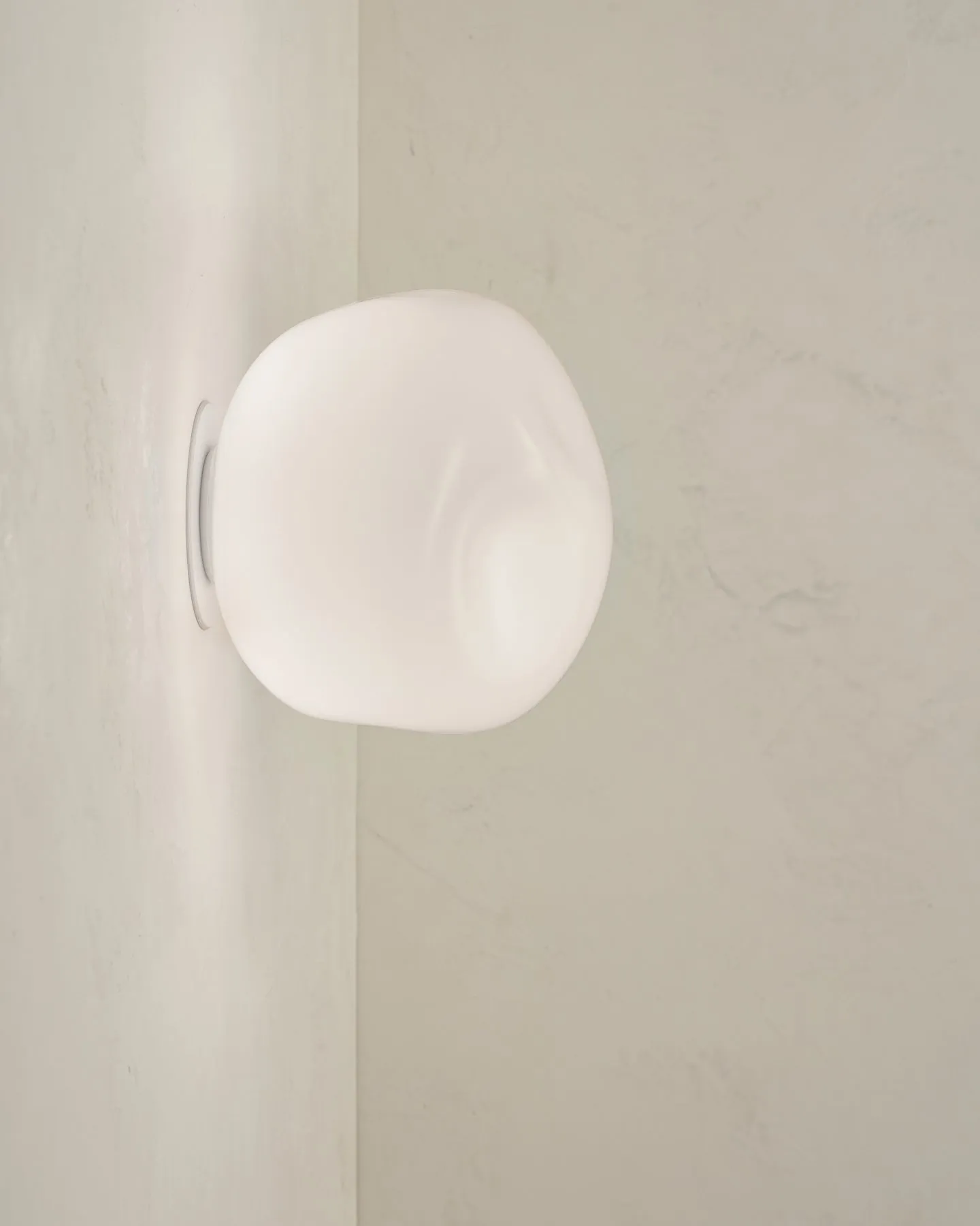 Lacuna Sconce - Medium