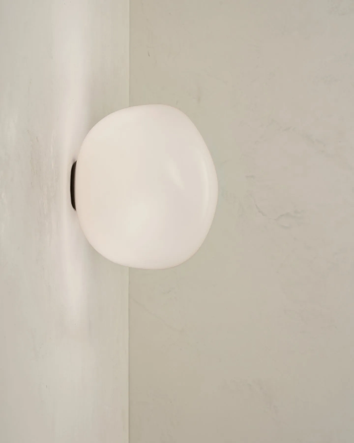 Lacuna Sconce - Medium